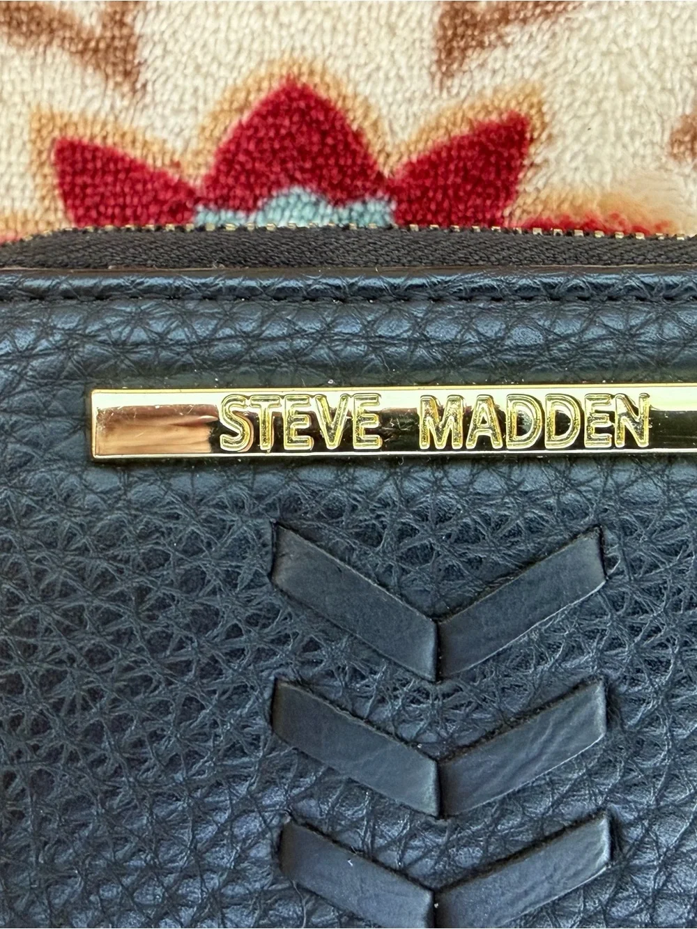 Steve Madden Black Textured Leather Zip Wallet with Gold Logo